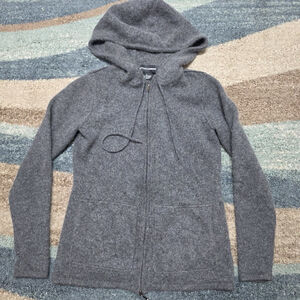 SUTTON 100% CASHMERE MEDIUM GRAY CREWNECK CROCHET KNIT LONG SLEEVES SWEATER M